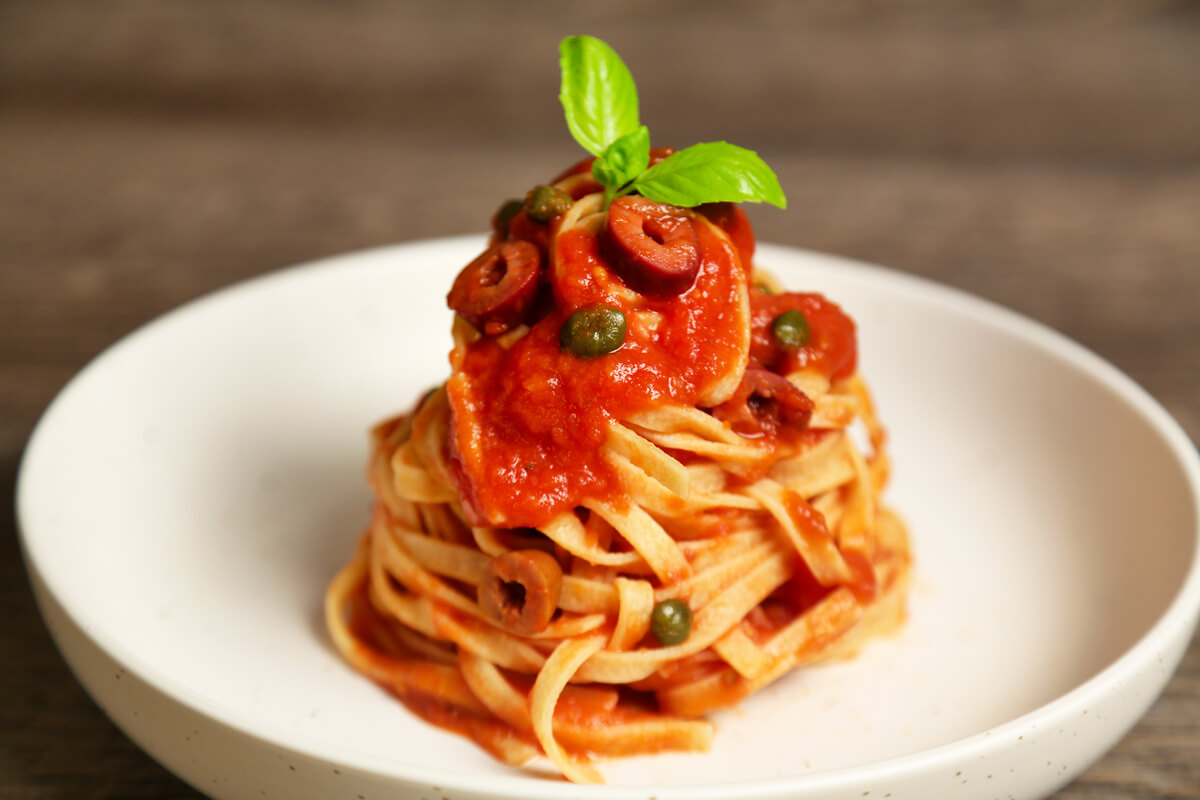 Hailing from the Liguria region, Linguine pasta is traditionally served with pesto, seafood or garden vegetables. Linguine translates to 